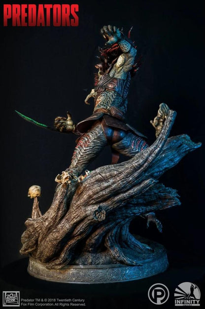 Berserker Predator 1/4 Scale Statue.